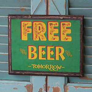 Πινακίδα "Free Beer Tomorrow" ξύλινη χειροποίητη
