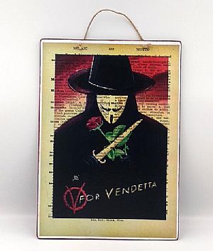 Πινακίδα vintage κινηματογραφική V For Vendetta ξυλινη χειροποίητη